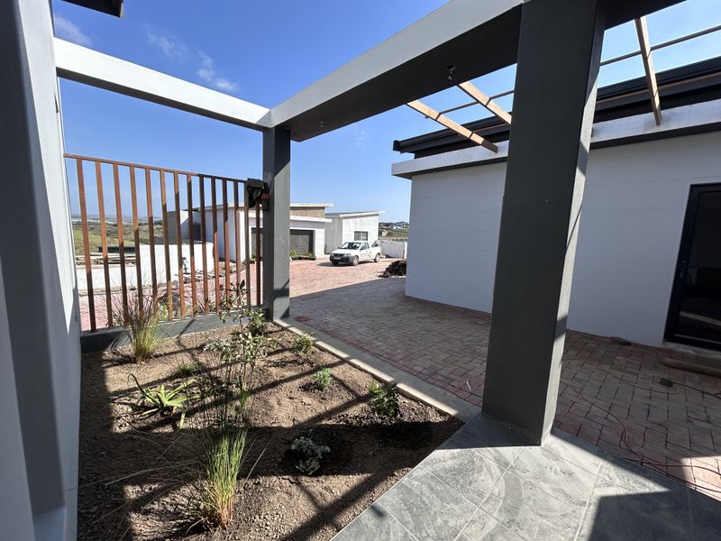 House For Sale In Ballito - Photo 2