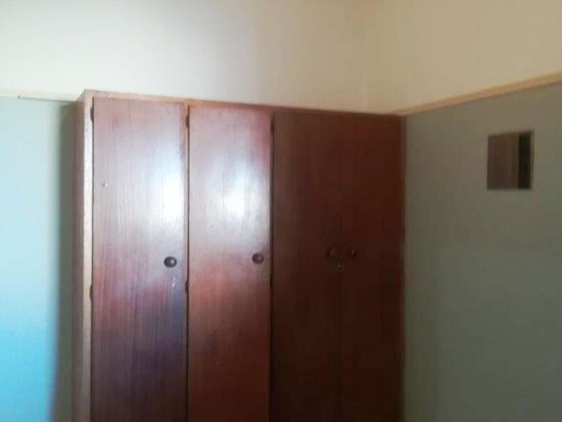 3 BED APARTMENT WITH GARAGE FOR SALE - Photo 9