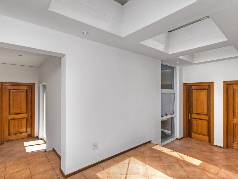 INCREDIBLE  5/6 BEDROOM HOME IN Morningside home or OPPORTUNITY - Photo 9