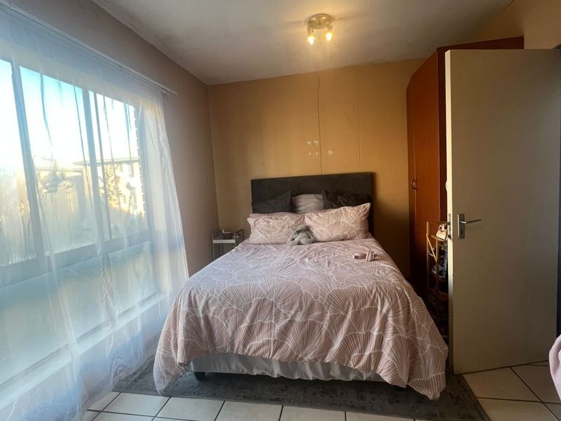 Apartment For Sale In Witbank - Photo 7
