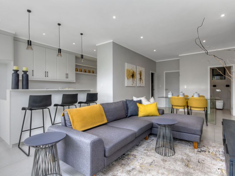 Step Into Your Dream Home: a Stunning 3-Bedroom, 3-Bathroom Haven - Photo 1