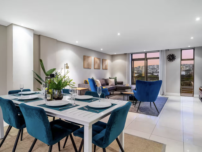 Modern, fully furnished apartment at Eden on the Bay - Photo 2