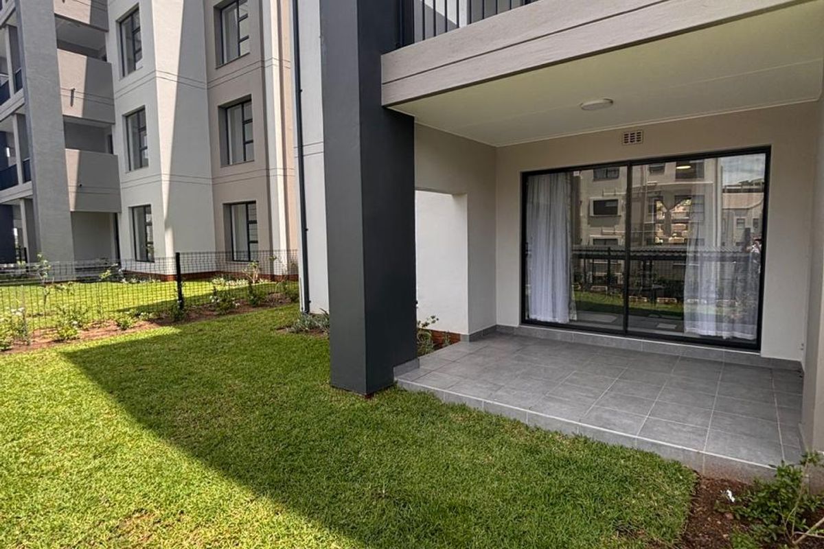 Modern Ground Floor with a garden ,Apartment in Ballito Village-1 Bedroom - Photo 2