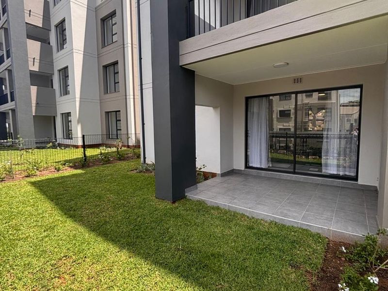 Modern Ground Floor with a garden ,Apartment in Ballito Village-1 Bedroom - Photo 2