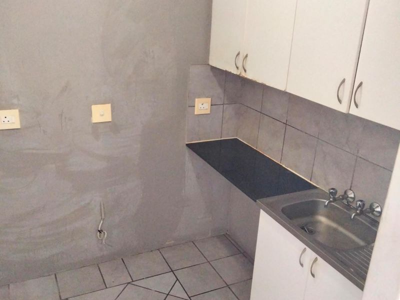 Studio Apartment Rental Monthly In Durban - Photo 5