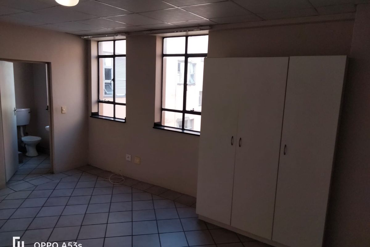 Studio Apartment Rental Monthly In Durban - Photo 2