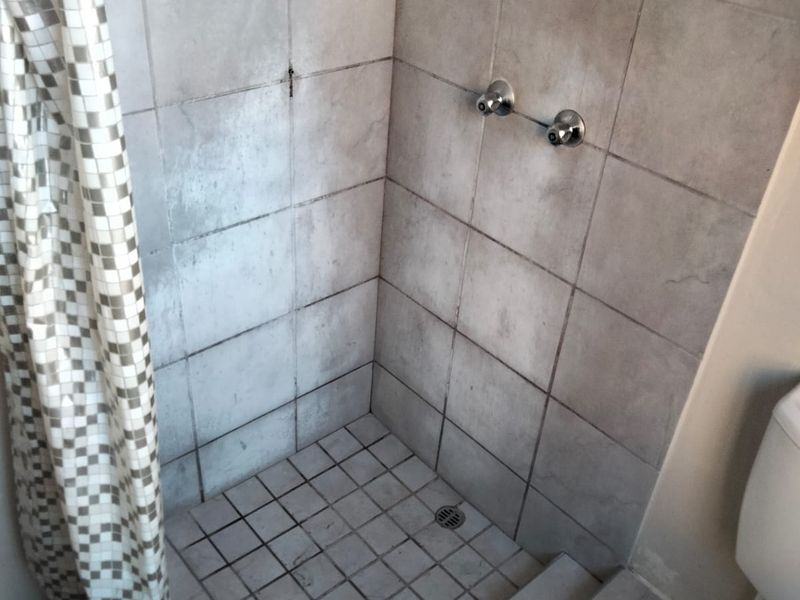 Studio Apartment Rental Monthly In Durban - Photo 10