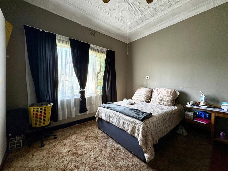 4 Bedroom Home For Sale - Photo 9