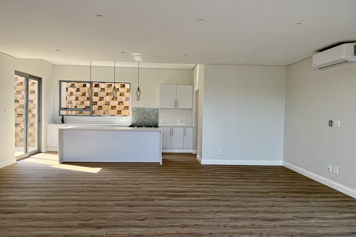 Townhouse For Sale In Ballito - Photo 4