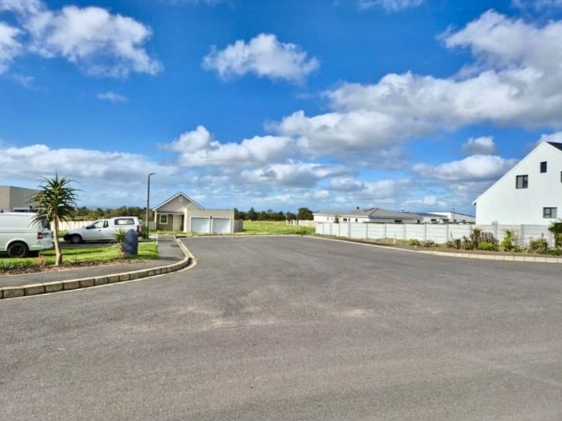 Prime 801m2 Vacant Land – Excellent Location in Darling. - Photo 8