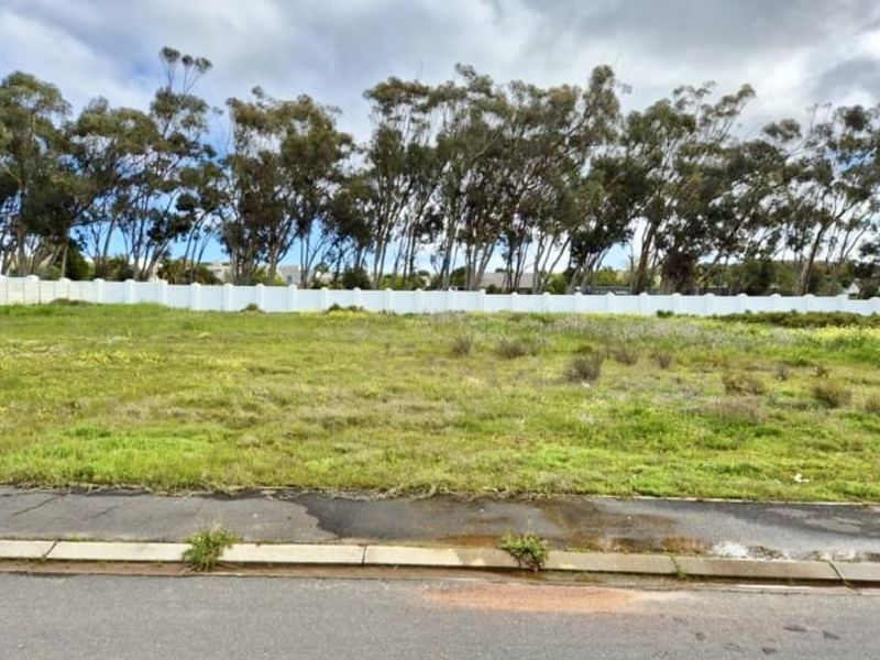 Prime 801m2 Vacant Land – Excellent Location in Darling. - Photo 4
