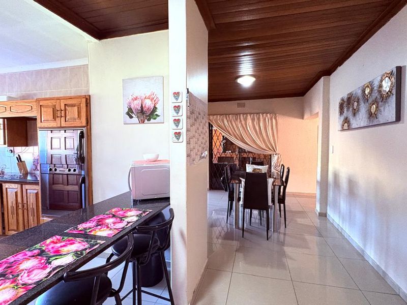 3 Bedroom house for sale - Photo 4