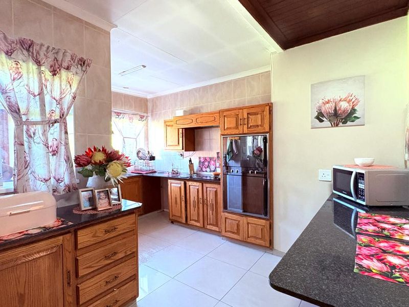 3 Bedroom house for sale - Photo 3