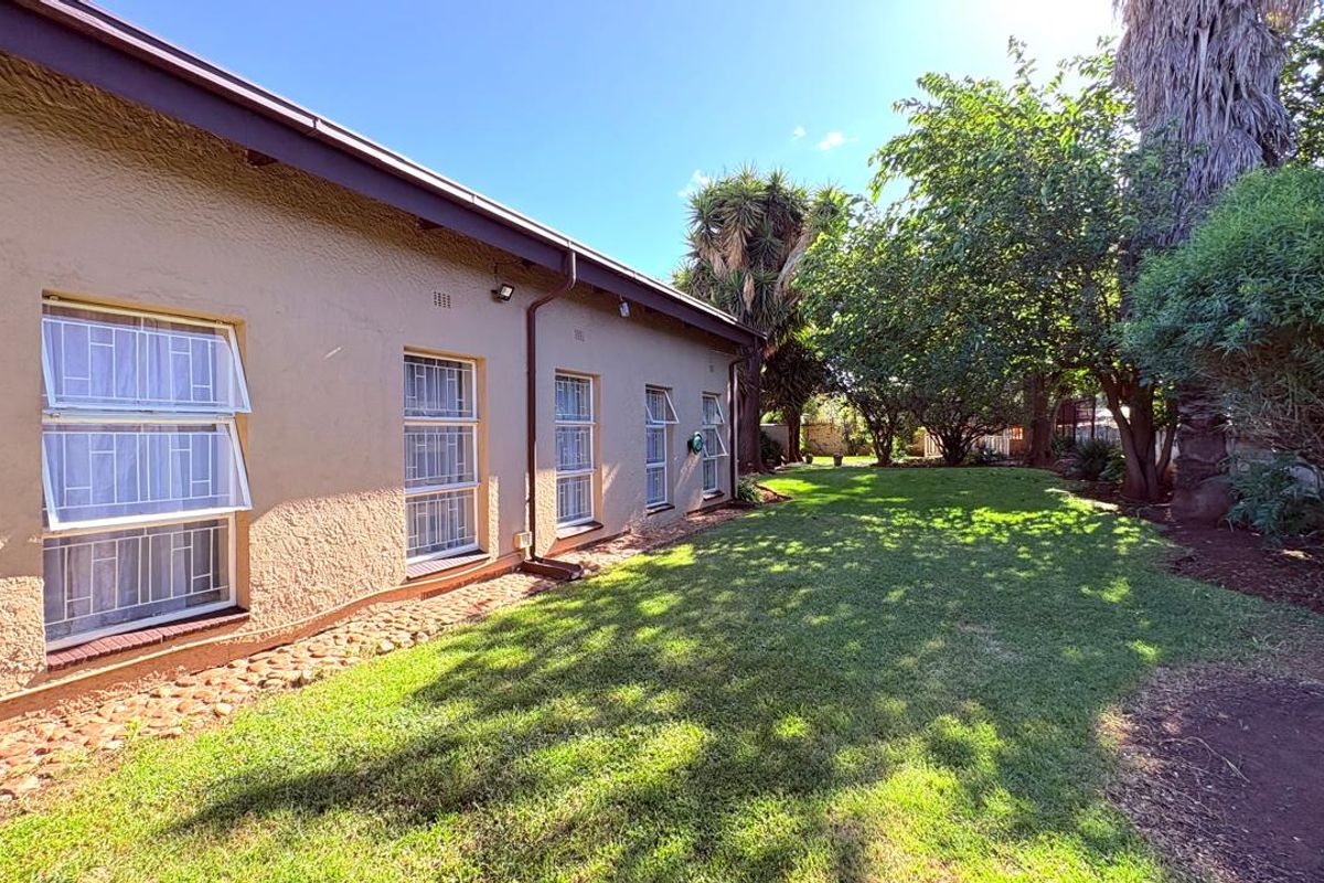 3 Bedroom house for sale - Photo 2