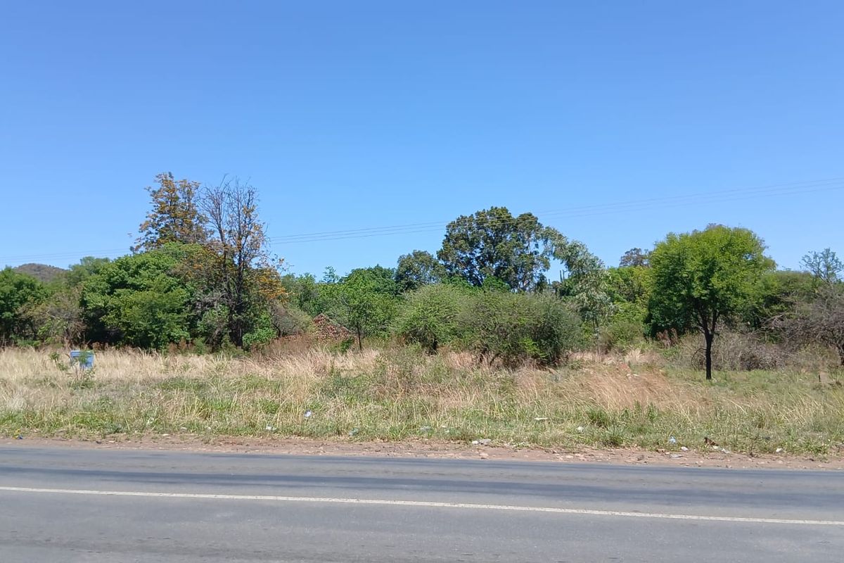 Prime 5.3-Hectare Farm Land for Sale – Buffelspoort | R104 Main Road Access - Photo 3