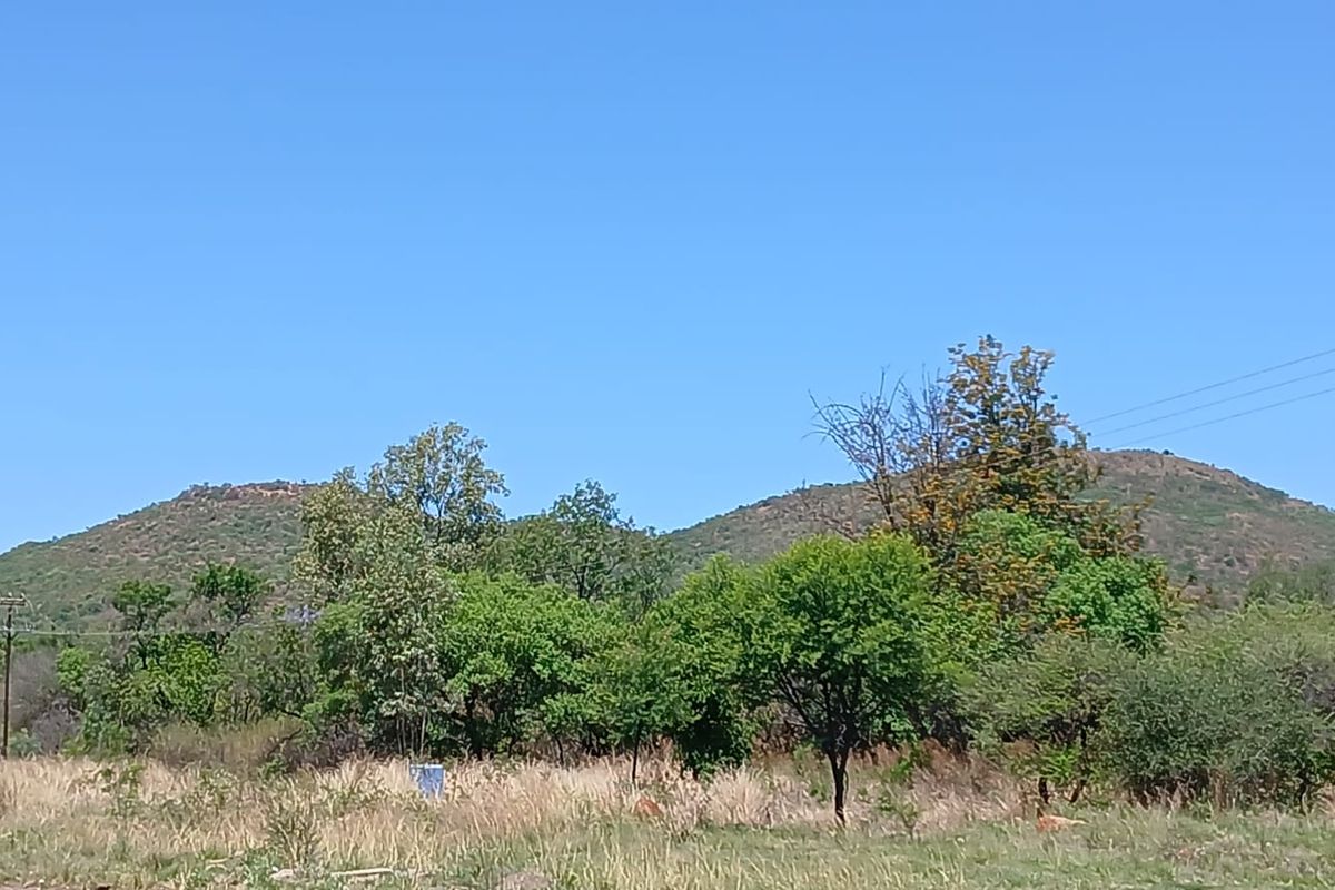 Prime 5.3-Hectare Farm Land for Sale – Buffelspoort | R104 Main Road Access - Photo 2