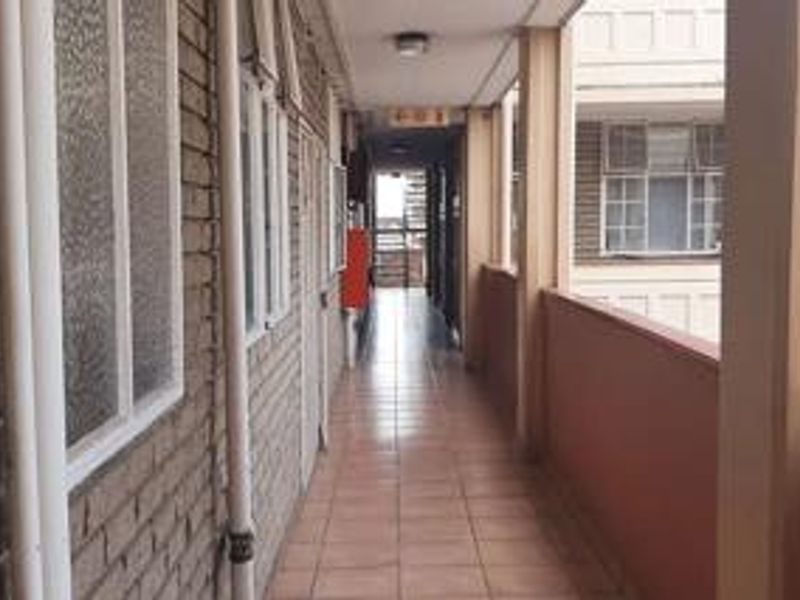 Live Central, Live Smart - Photo 3