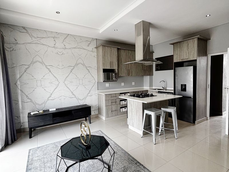 Fully Furnished 2 Bedroom Apartment in LUXURY ESTATE - Photo 2