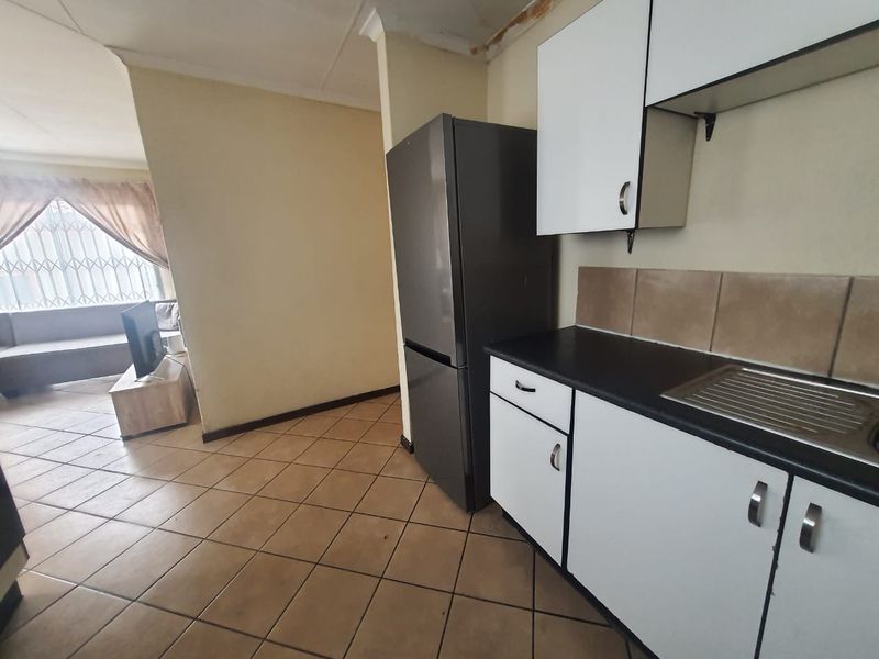 House For Sale In Witbank - Photo 6