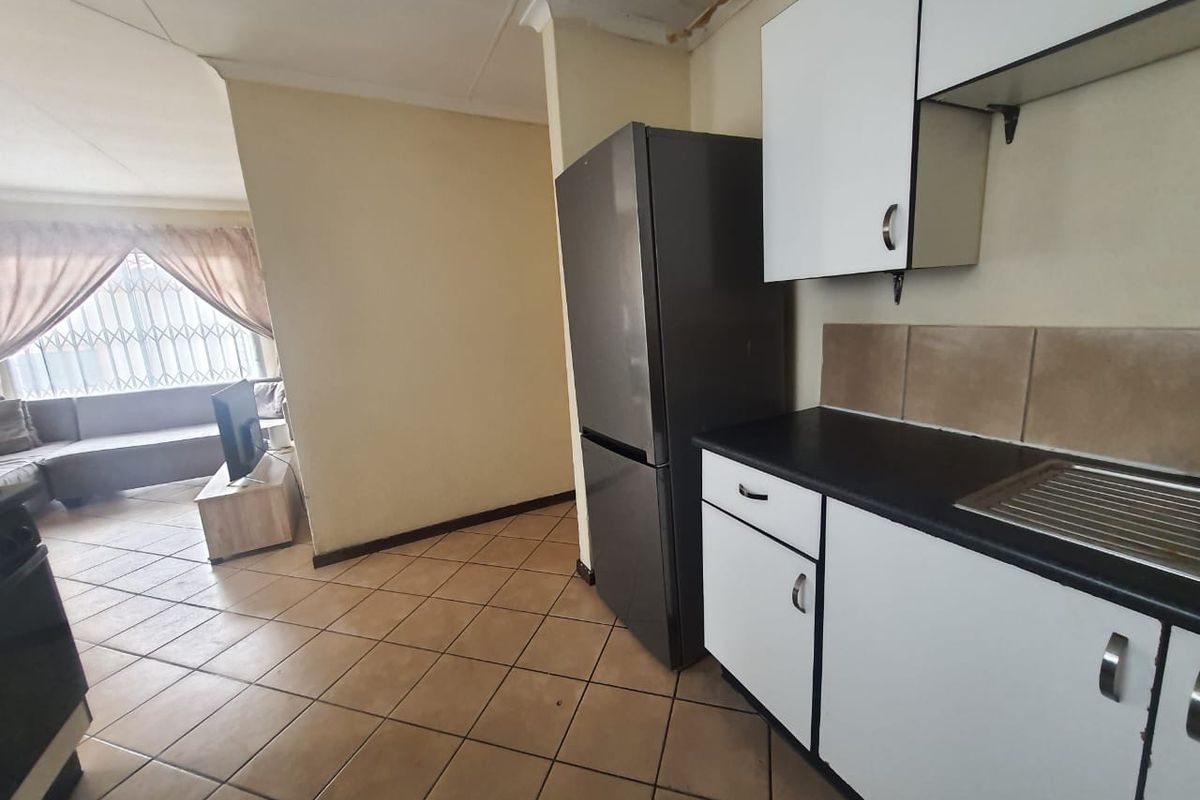 House For Sale In Witbank - Photo 5