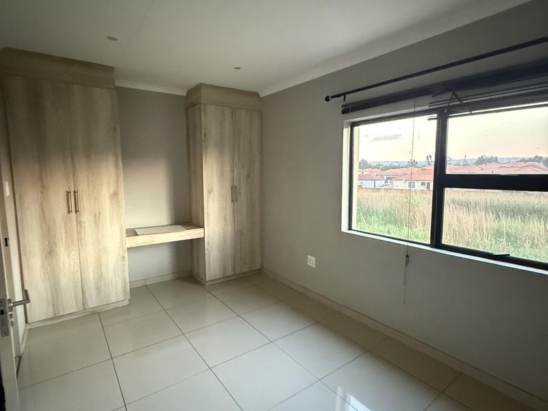 Duplex Rental Monthly In Witbank - Photo 9