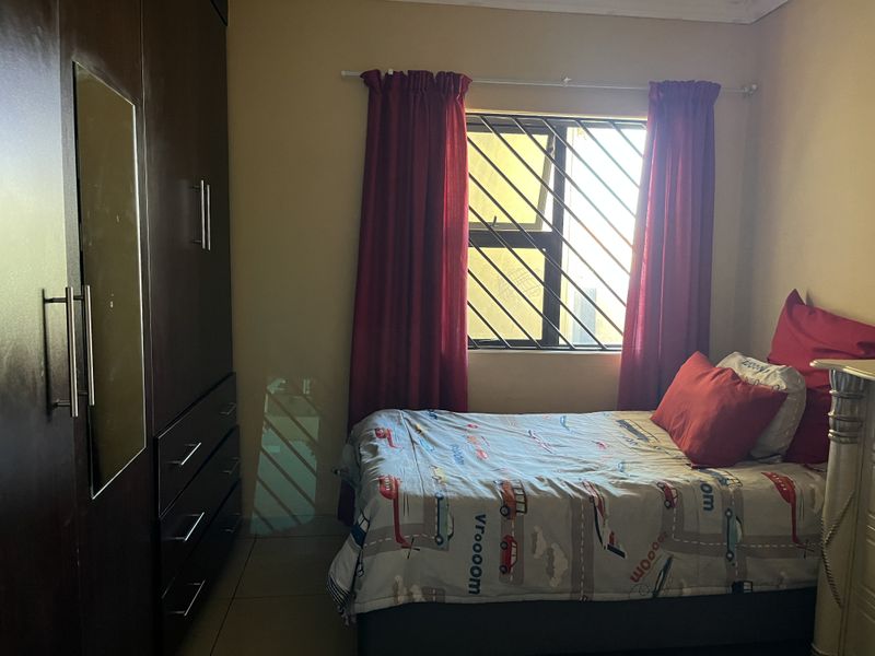 House For Sale In Witbank - Photo 9