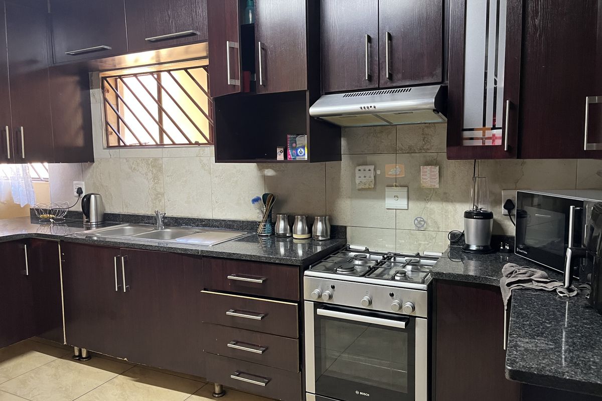 House For Sale In Witbank - Photo 2