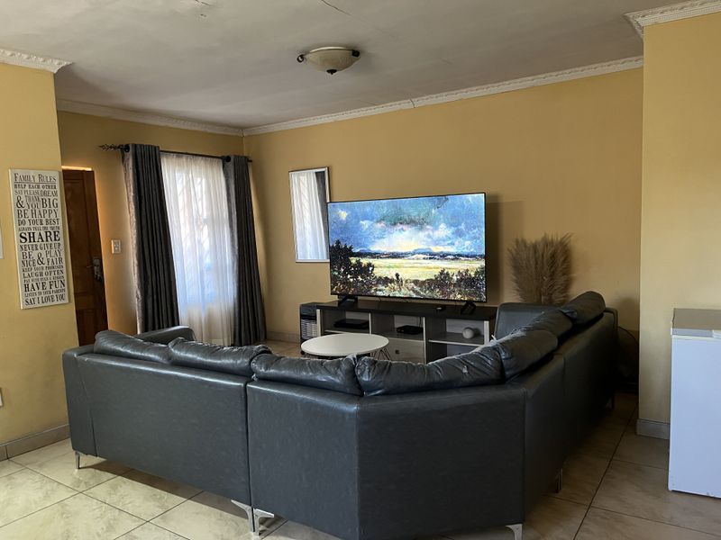 House For Sale In Witbank - Photo 4