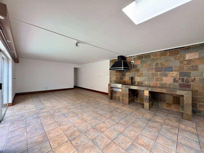 Stunning Three Bedroom Home In Dalpark For Sale - Photo 6