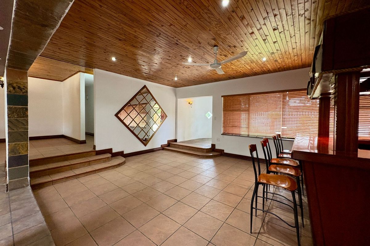 Stunning Three Bedroom Home In Dalpark For Sale - Photo 5