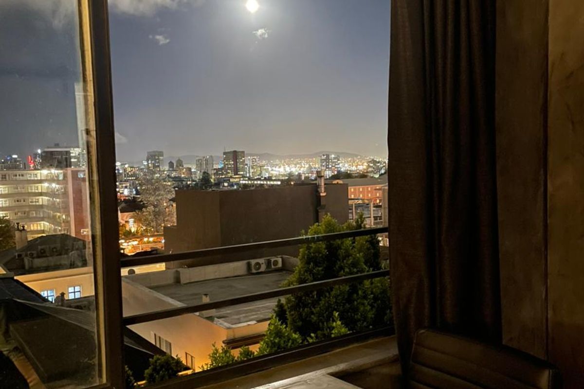 SOLD BEFORE LISTED AT A RECORD PRICE FOR THE APARTMENT BLOCK ON STUDIOS - Photo 4