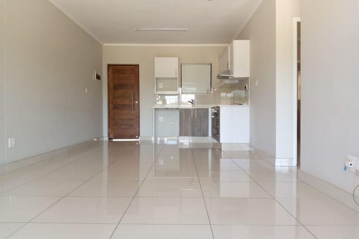 Spacious 2 Bedroom Apartment for Sale in Umhlanga Ridge. - Photo 5