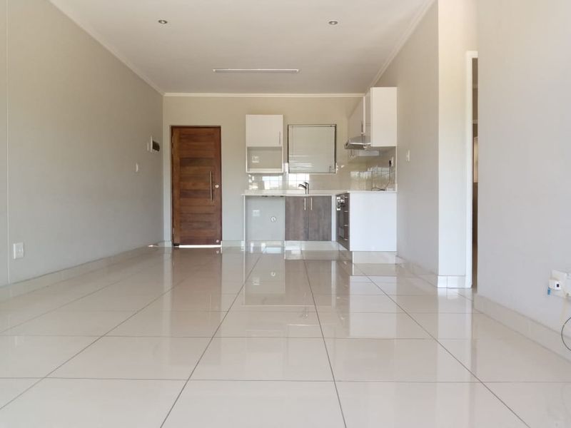 Spacious 2 Bedroom Apartment for Sale in Umhlanga Ridge. - Photo 5