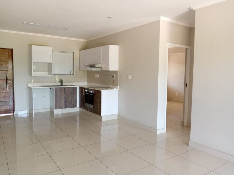 Spacious 2 Bedroom Apartment for Sale in Umhlanga Ridge. - Photo 9