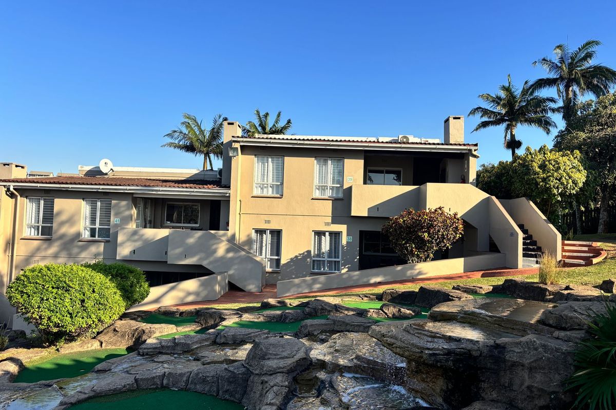 Chic 2 - Bedroom Apartment with Partial Sea Views- Ideal for Airbnb - Photo 2