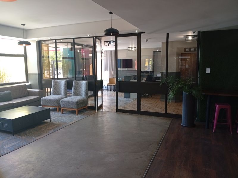 Apartment Block Rental Monthly In Pretoria - Photo 2