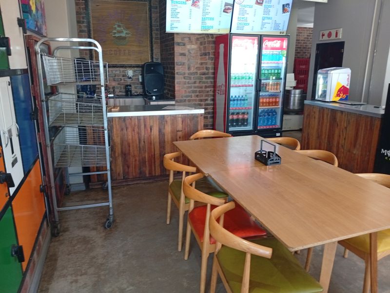 Apartment Block Rental Monthly In Pretoria - Photo 4