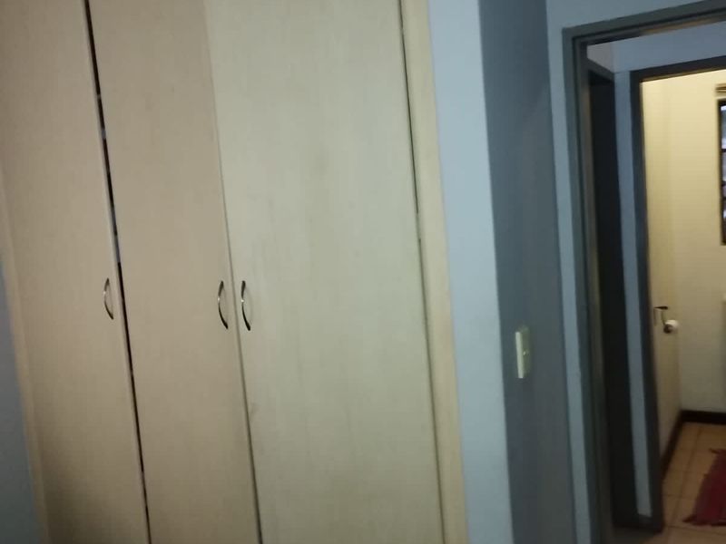 Apartment For Sale In Witbank - Photo 3