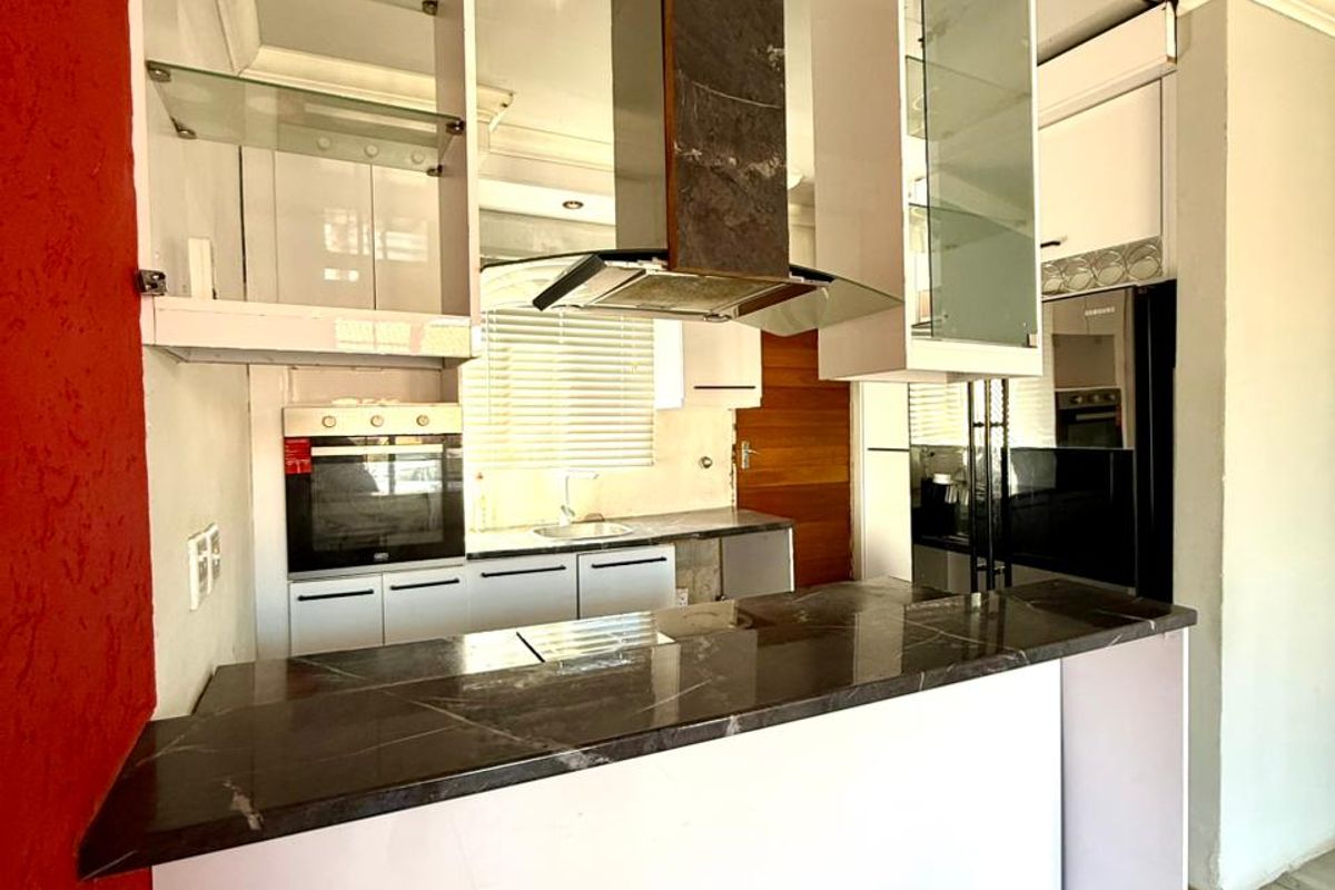 House Pending Sale In Witbank - Photo 2