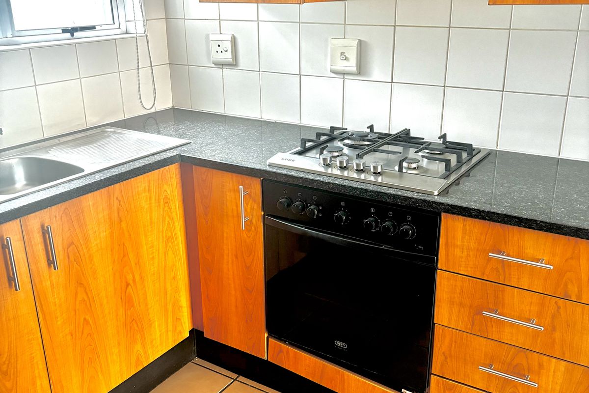 2 bed 2 bath  BRYANSTON - BLACK  FRIDAY BRYANSTON - Photo 3