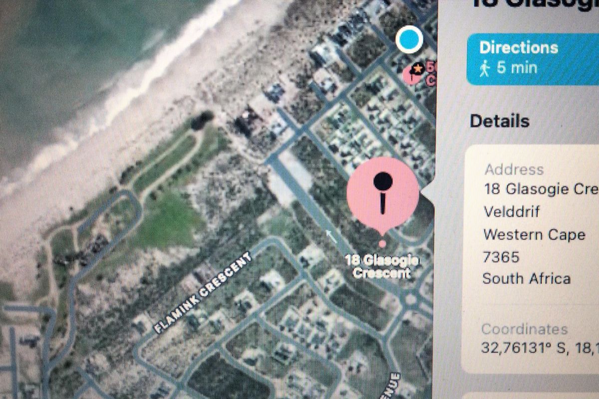 VACANT LAND SITUATED INSIDE A POPULAR GATED ESTATE JUST A SHORT STROLL TO THE BEACH - Photo 2