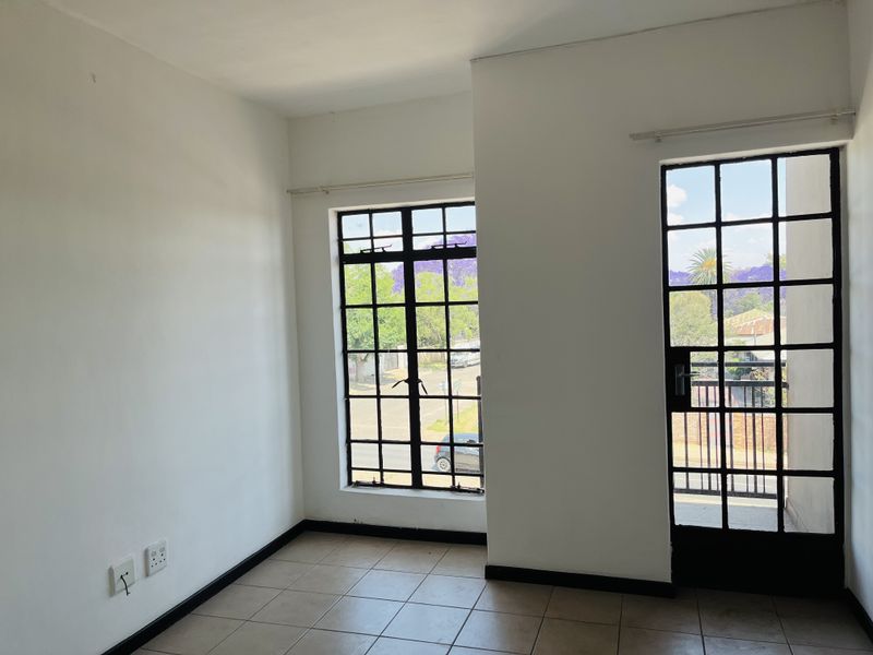 Apartment For Sale In Witbank - Photo 4