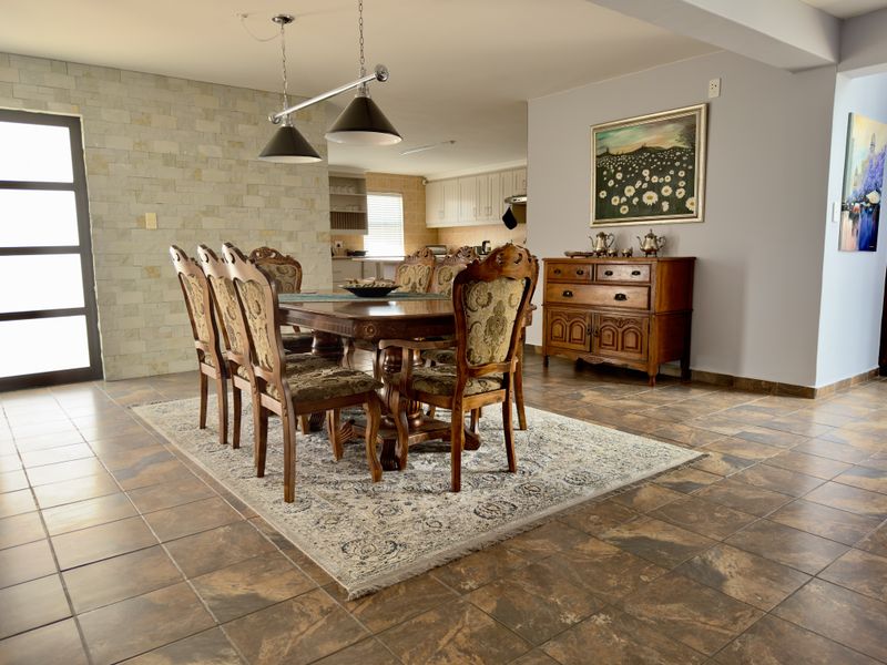 Modern Coastal Family Home with Pool, Inverter & Stylish Finishes in Dwarskersbos. - Photo 7