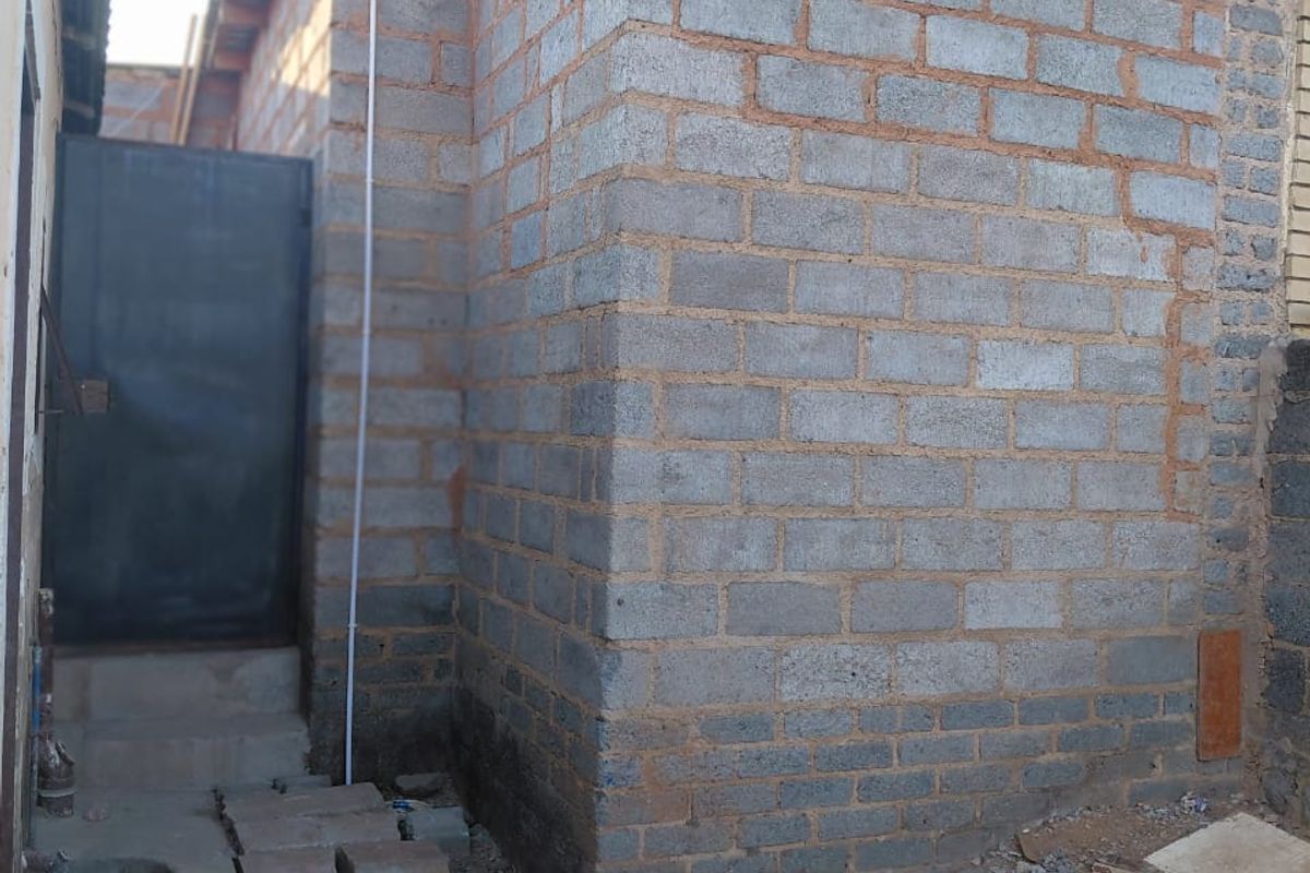 3 Bedroom house with outside rooms - Photo 4