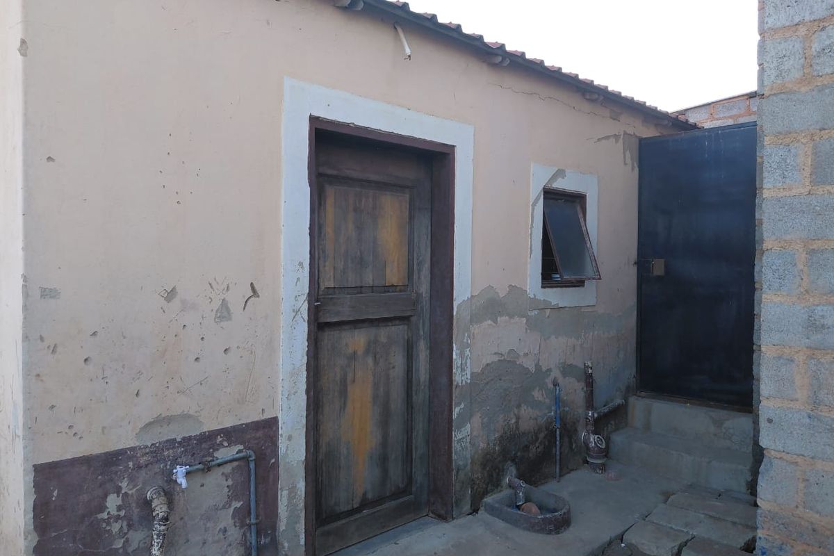 3 Bedroom house with outside rooms - Photo 2