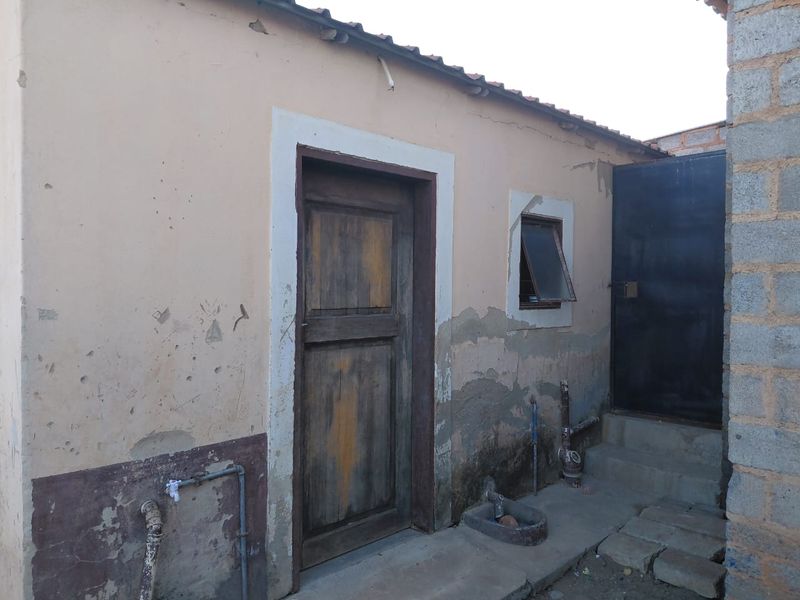 3 Bedroom house with outside rooms - Photo 2