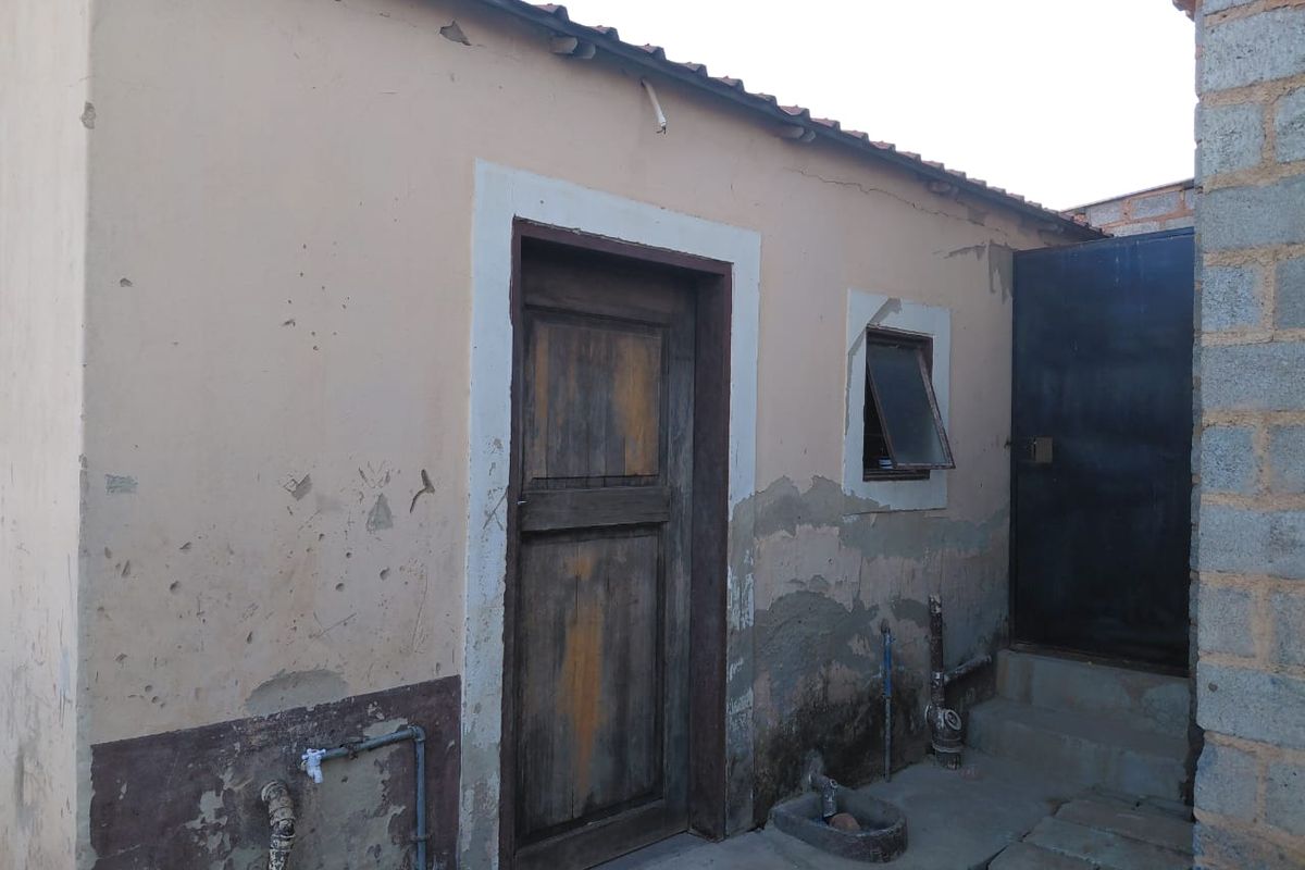 3 Bedroom house with outside rooms - Photo 5