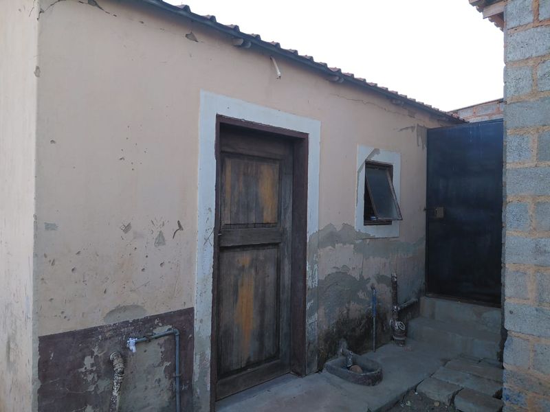 3 Bedroom house with outside rooms - Photo 5