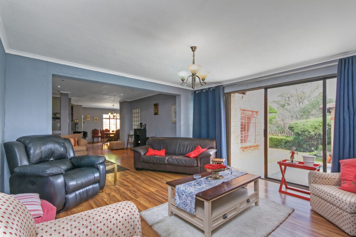 Welcome to this stunning and exceptionally well-maintained 3 Bedroom One Office Home - Photo 5