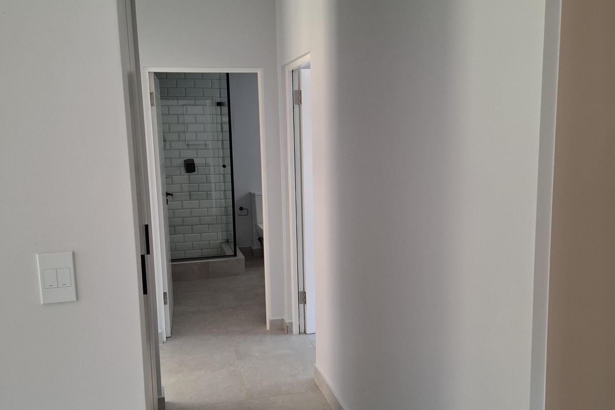 Modern Comfort Meets Contemporary Style – Mea-Né, Rivonia - Photo 4